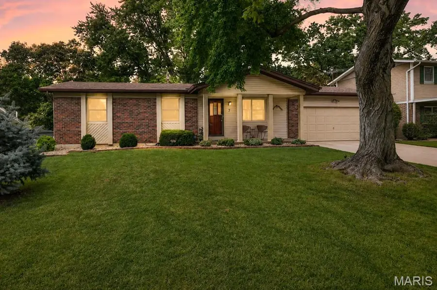 7 Park Charles Boulevard N, Saint Peters, MO 63376 - #3