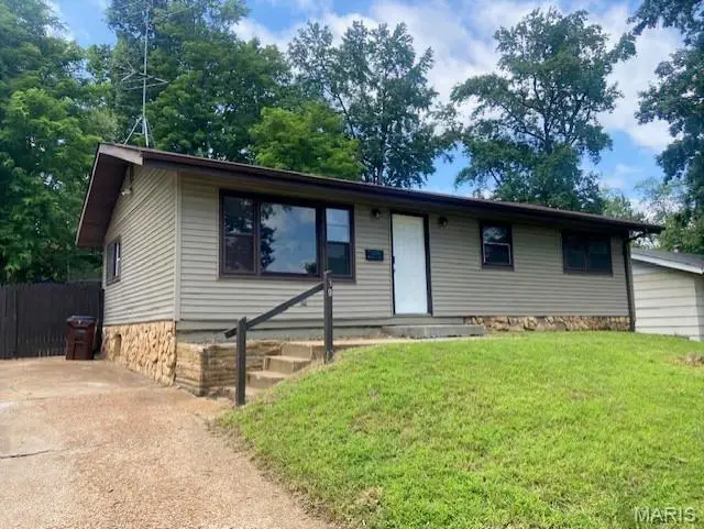 39 Bayview Drive, Ferguson, MO 63135 - #1