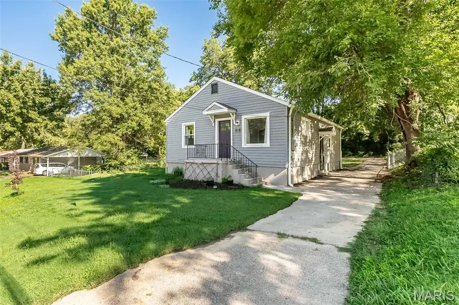 1377 Heydt Avenue, Dellwood, MO 63135 - #2