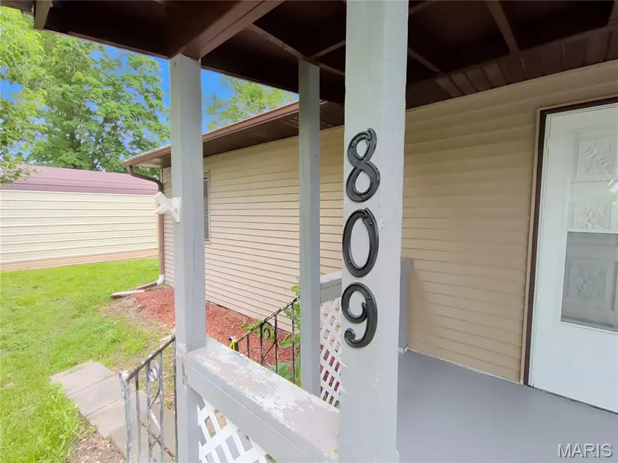 809 S Taylor, Lowry City, MO 64763 - #2