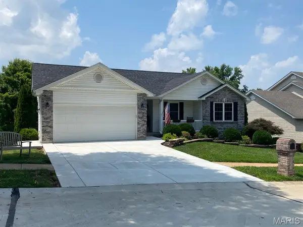 633 Winter Hill Circle, Fenton, MO 63026