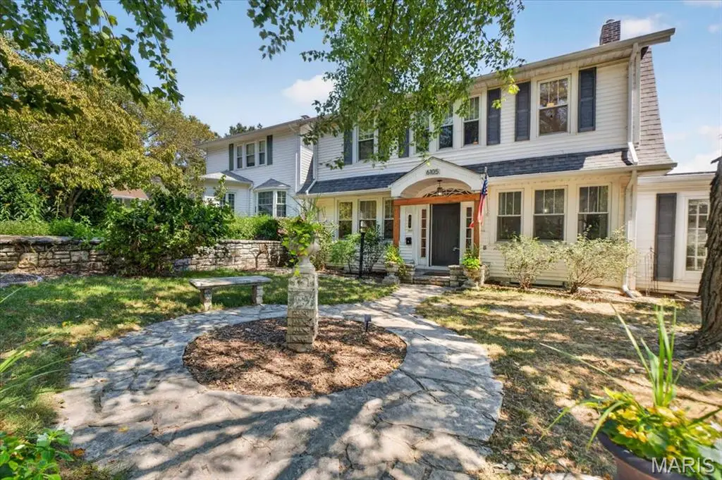 6105 Simpson Avenue, Saint Louis, MO 63139 - #1