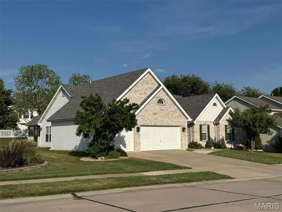 727 Hawk Run Drive, Ofallon, MO 63368 - #2