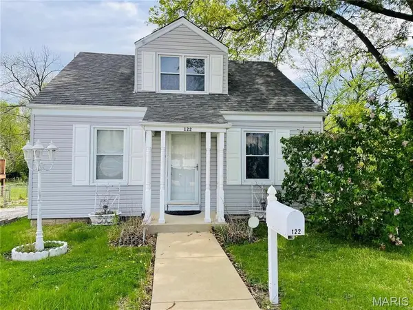 122 Cunningham Avenue, St Louis, MO 63135