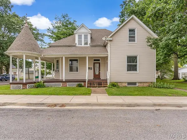 23 W Laurel Street, Millstadt, IL 62260