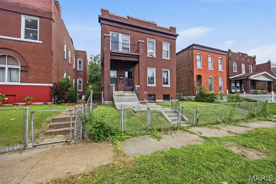 6726 Vermont Avenue, Saint Louis, MO 63111 - #2