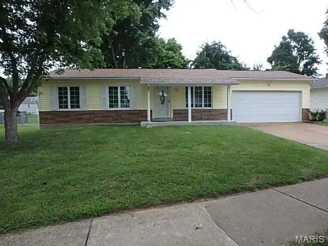 15527 97th Avenue, Florissant, MO 63034 - #1