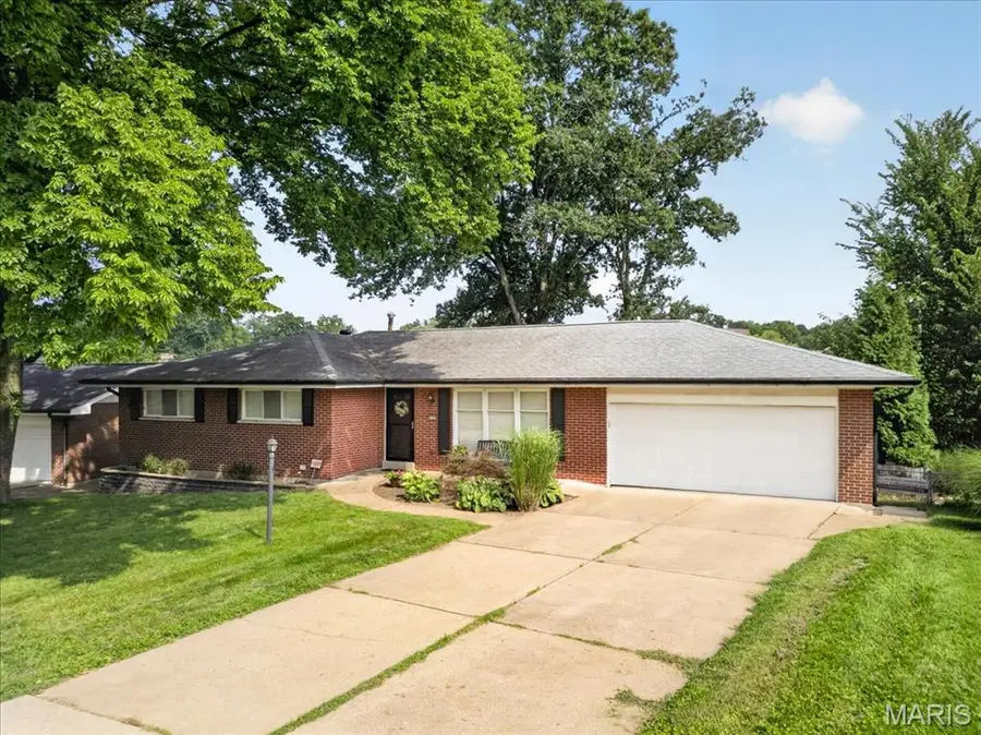 9145 Missy Court, Saint Louis, MO 63123 - #2