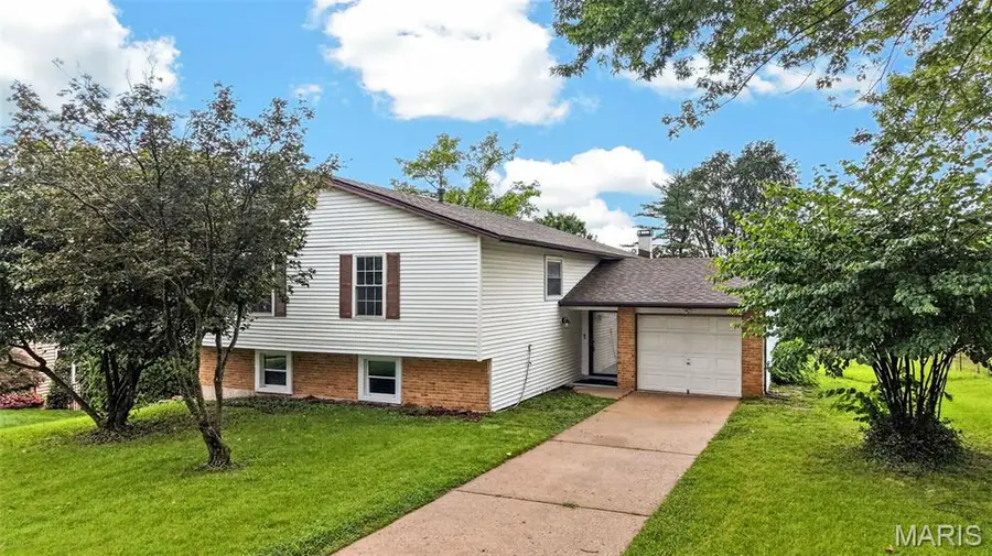 1523 Shadow Lane, Saint Charles, MO 63303 - #2