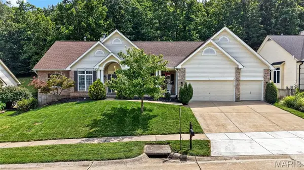 714 Southern Hills Drive, Eureka, MO 63025