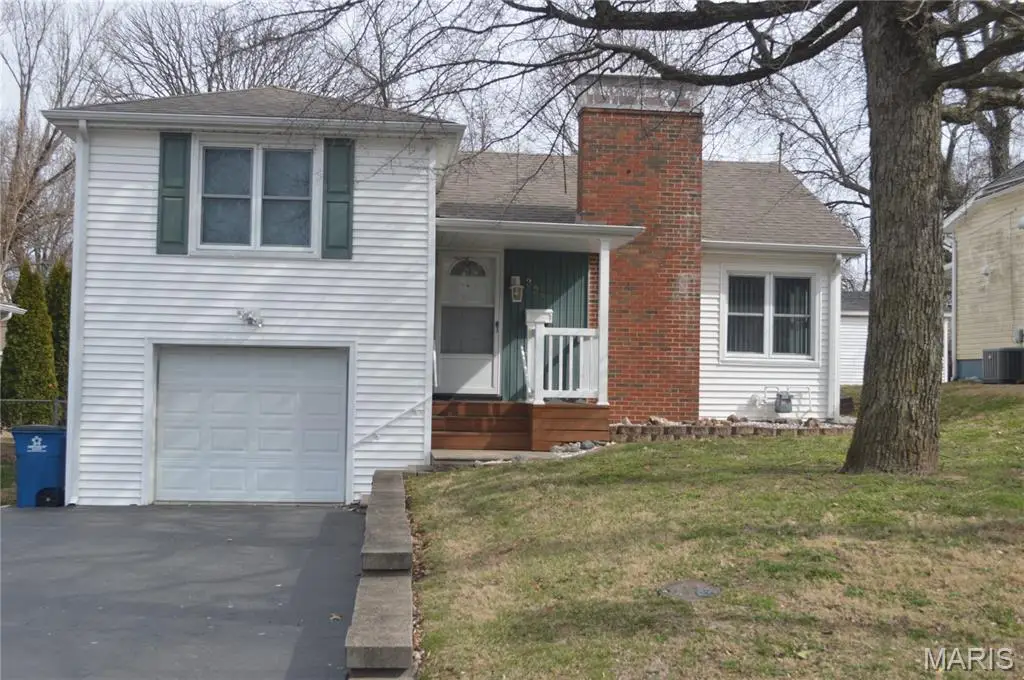 328 Sycamore Street, Collinsville, IL 62234 - #1