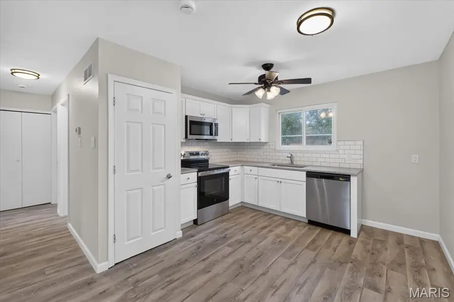 4113 Gulf Shore W, Florissant, MO 63034 - #3
