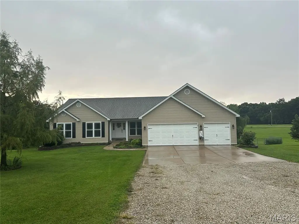 23507 Cabin Ridge Drive, Warrenton, MO 63383 - #1