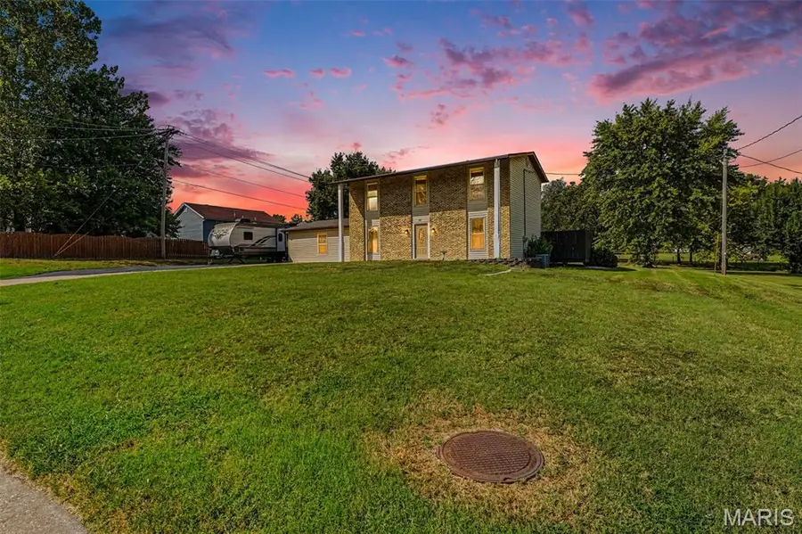 10 Laura Hill Road, Dardenne, MO 63376 - #2