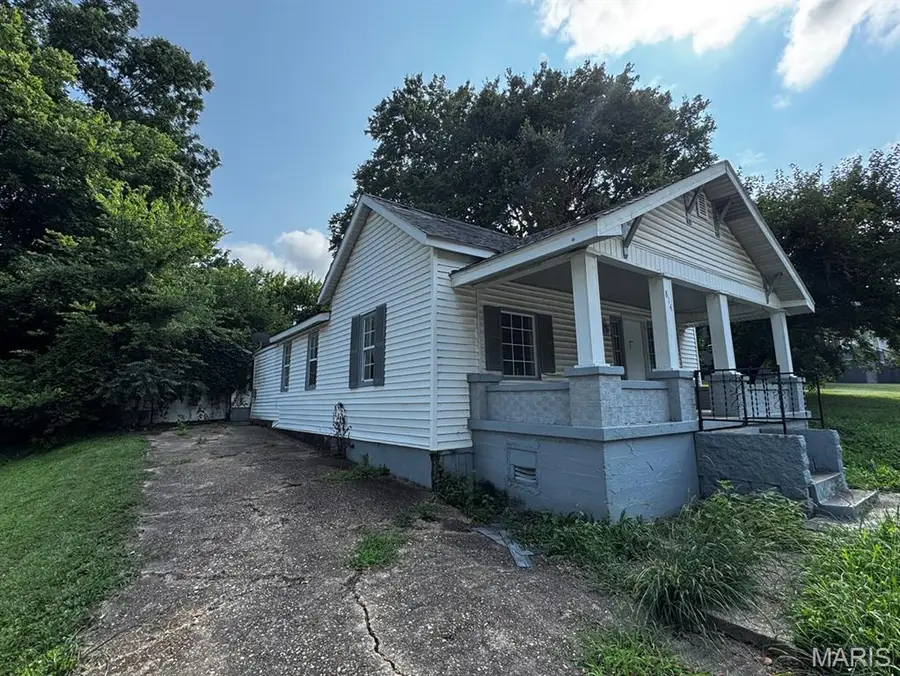814 W Maud Street, Poplar Bluff, MO 63901 - #2