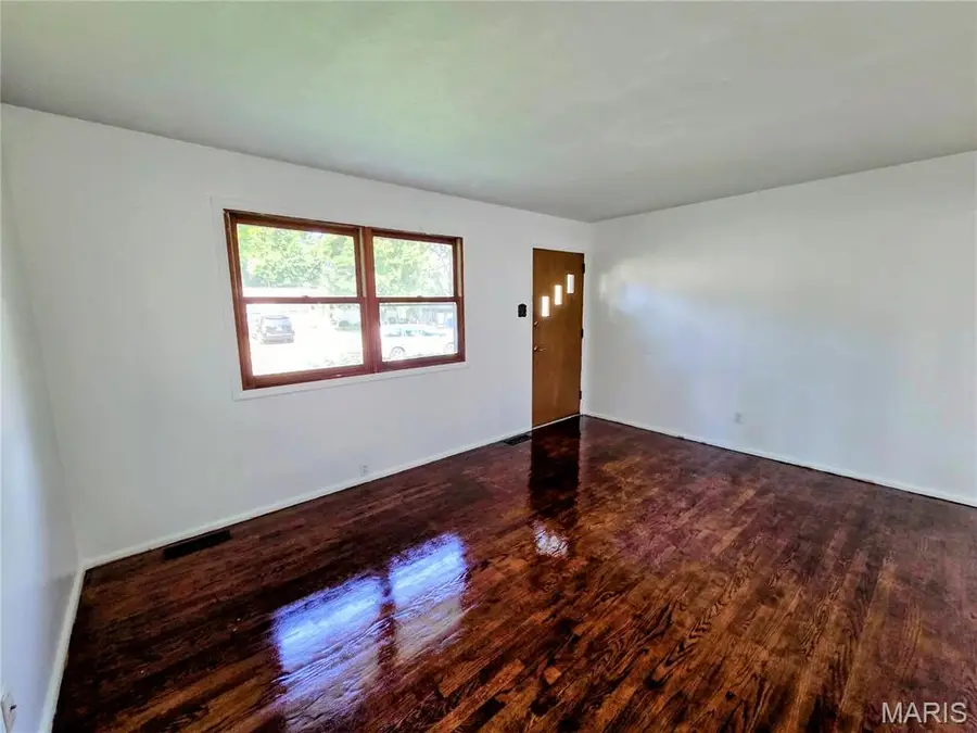 1750 Beverly Drive, Florissant, MO 63031 - #2