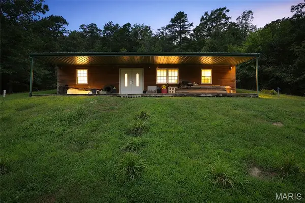 5972 Highway E, Fredericktown, MO 63645