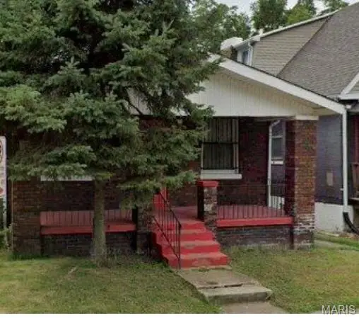 4930 Thekla Avenue, St Louis, MO 63115