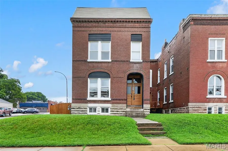 6827 Minnesota Avenue, Saint Louis, MO 63111 - #3
