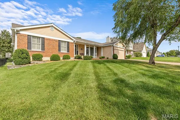 358 Carriage Trail Court, O'Fallon, MO 63368