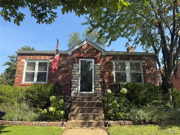 5000 Steffens Avenue, St Louis, MO 63116