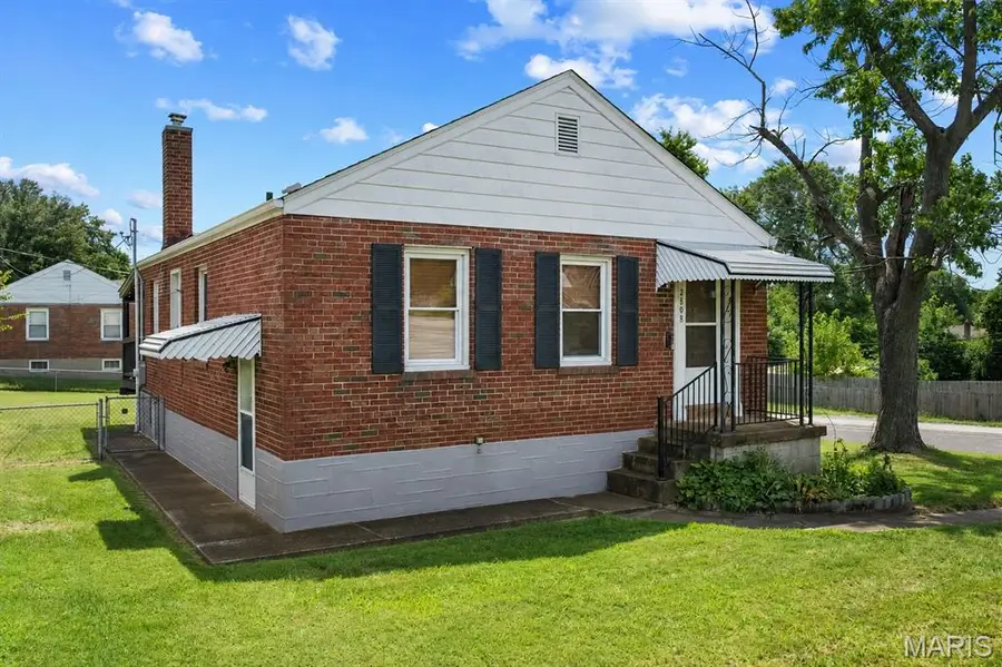 2808 Telegraph Road, Saint Louis, MO 63125 - #3