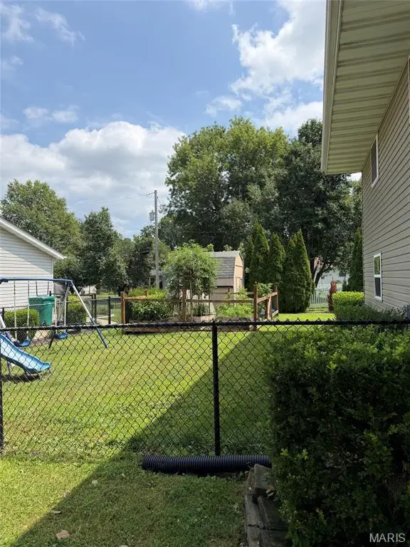 212 Whitehall Drive, Ofallon, IL 62269 - #3