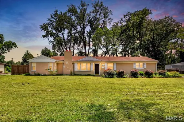 8034 Packard Avenue, Berkeley, MO 63134