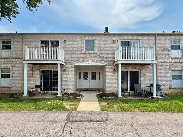 4342 Forest De Ville Drive #G, Oakville, MO 63129