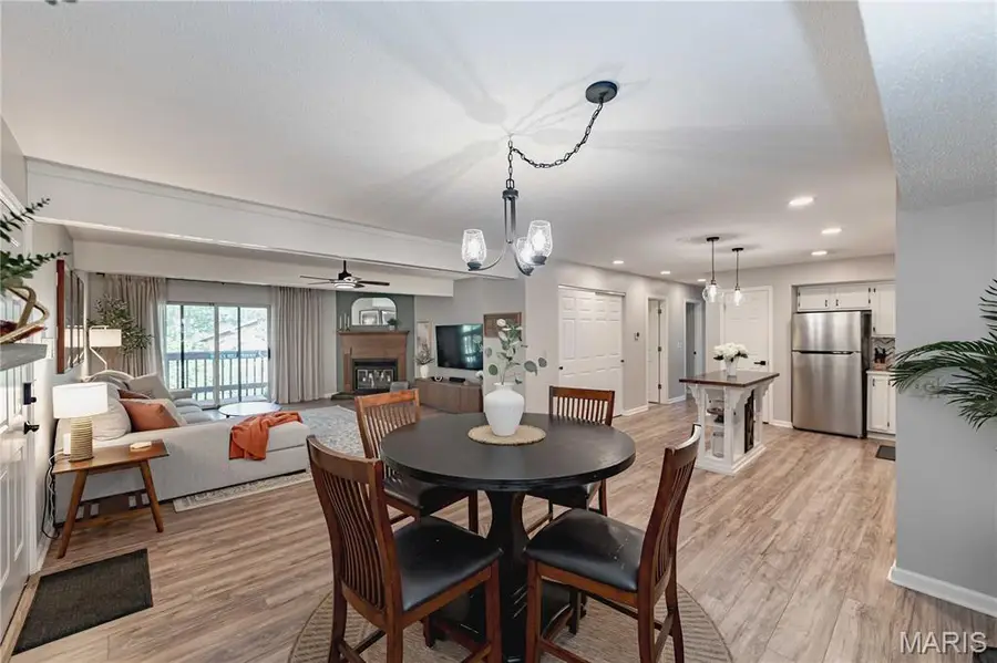15026 Baxter Village Drive #E, Chesterfield, MO 63017 - #2