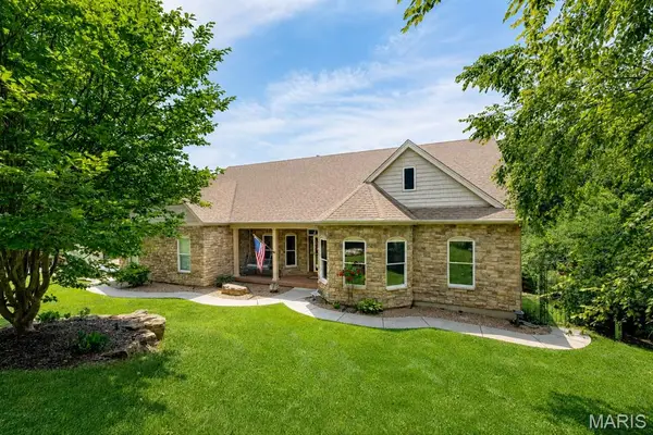 4484 Kingfisher Court, Augusta, MO 63332