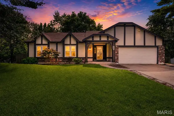 1035 Rosary Tree Court, Florissant, MO 63031