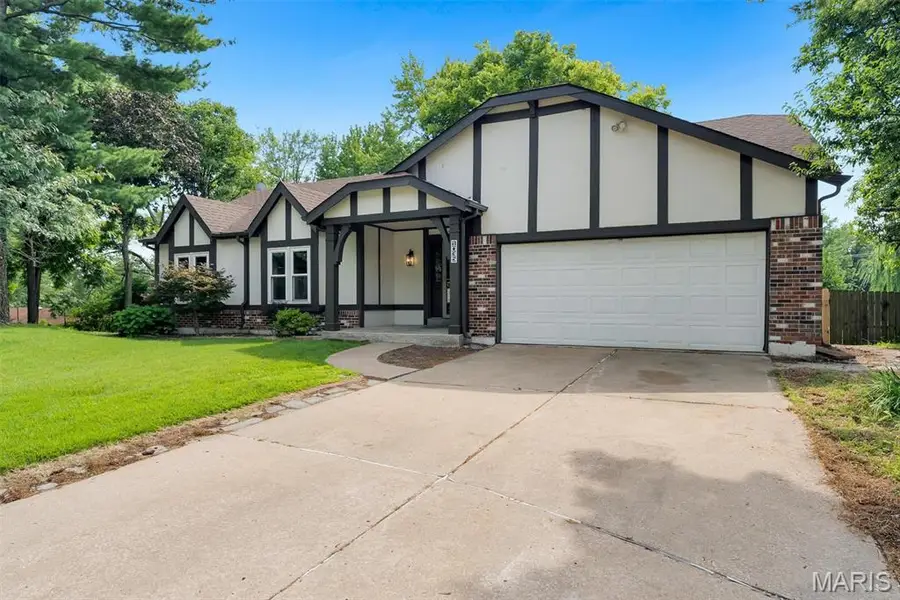 1035 Rosary Tree Court, Florissant, MO 63031 - #3