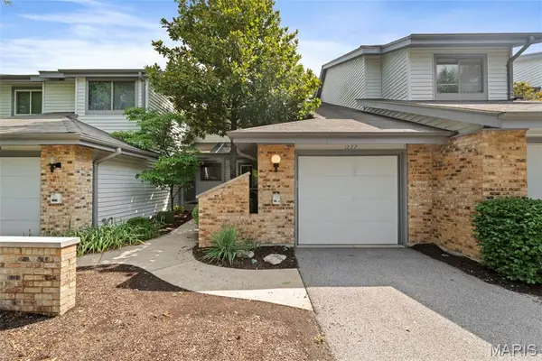 1222 Meramec Heights Drive, Ballwin, MO 63021