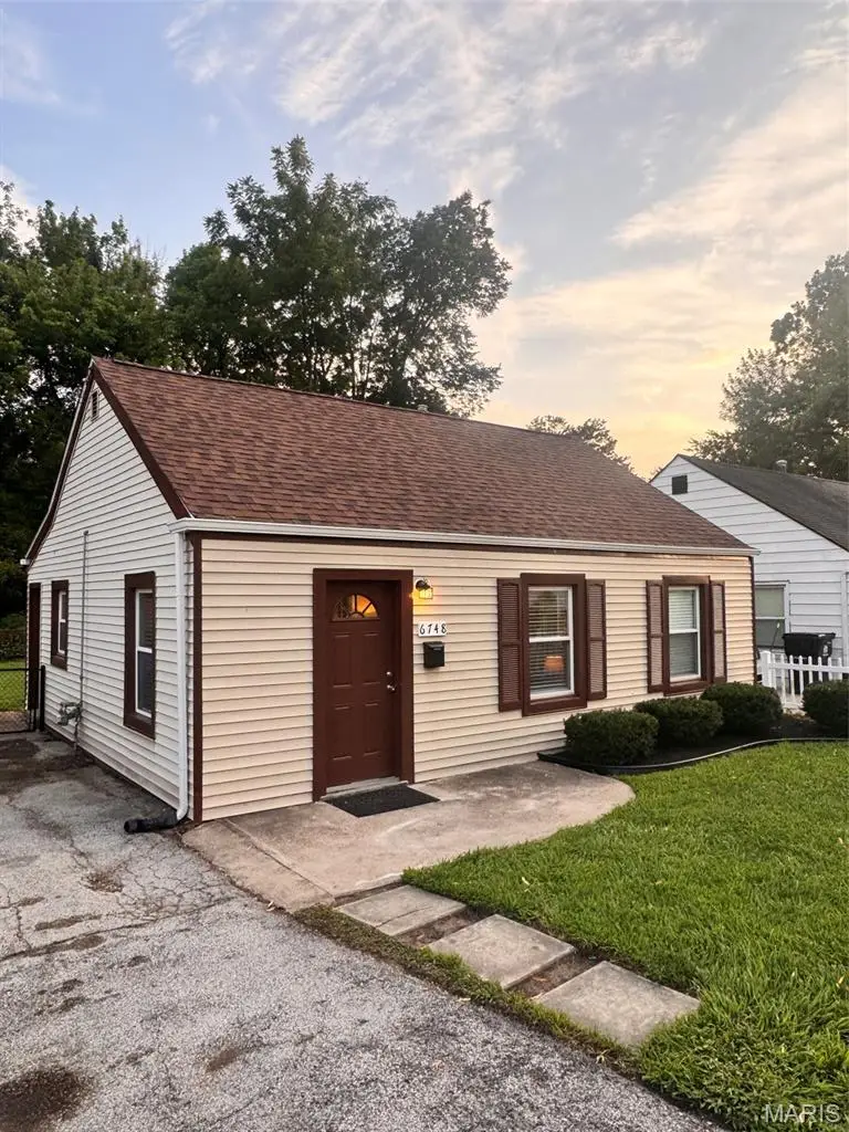 6748 Vernon Avenue, University City, MO 63130 - #3