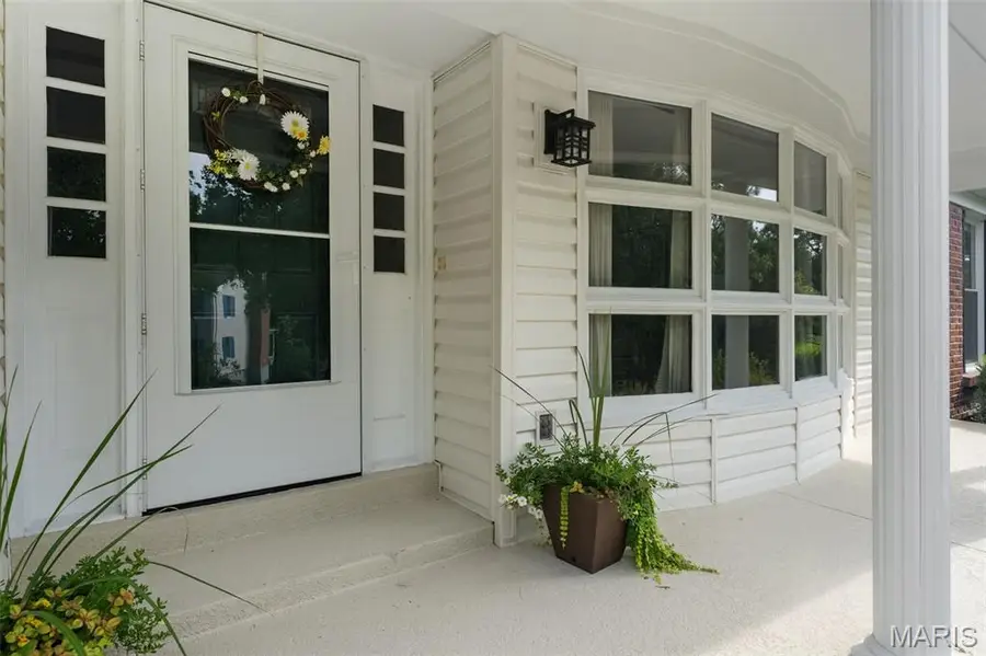 13109 Beaver Dam Road, Saint Louis, MO 63131 - #2