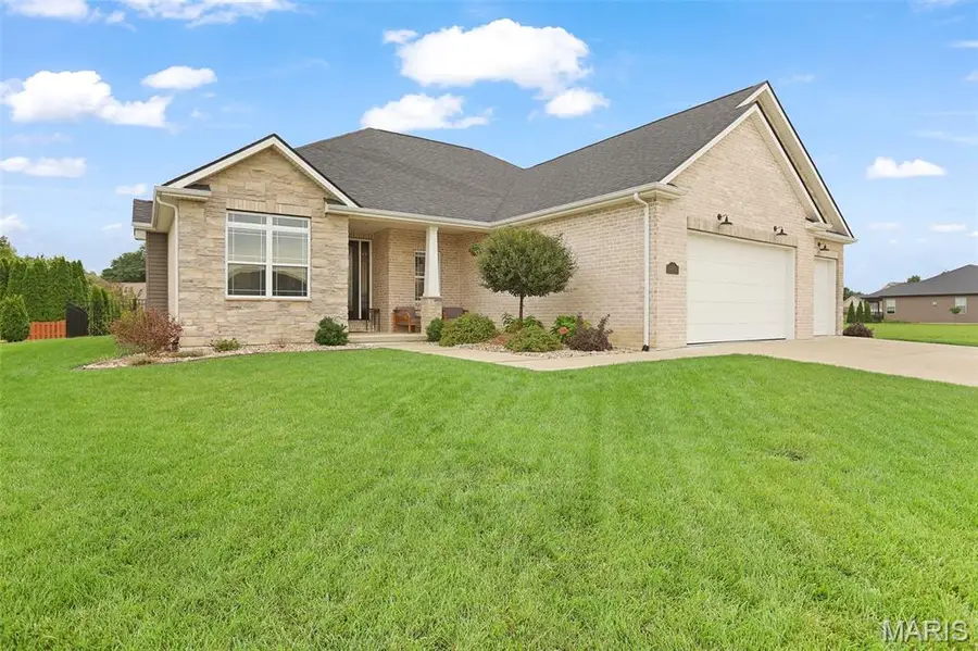 1619 Oglesby Drive, Edwardsville, IL 62025 - #2