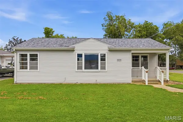 1111 Mulliken Street, Carlyle, IL 62231