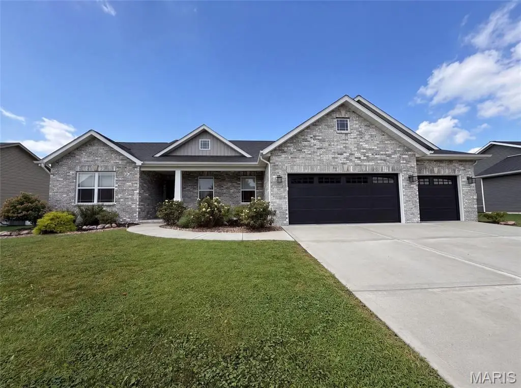 217 Emerald Way, Granite City, IL 62040 - #1