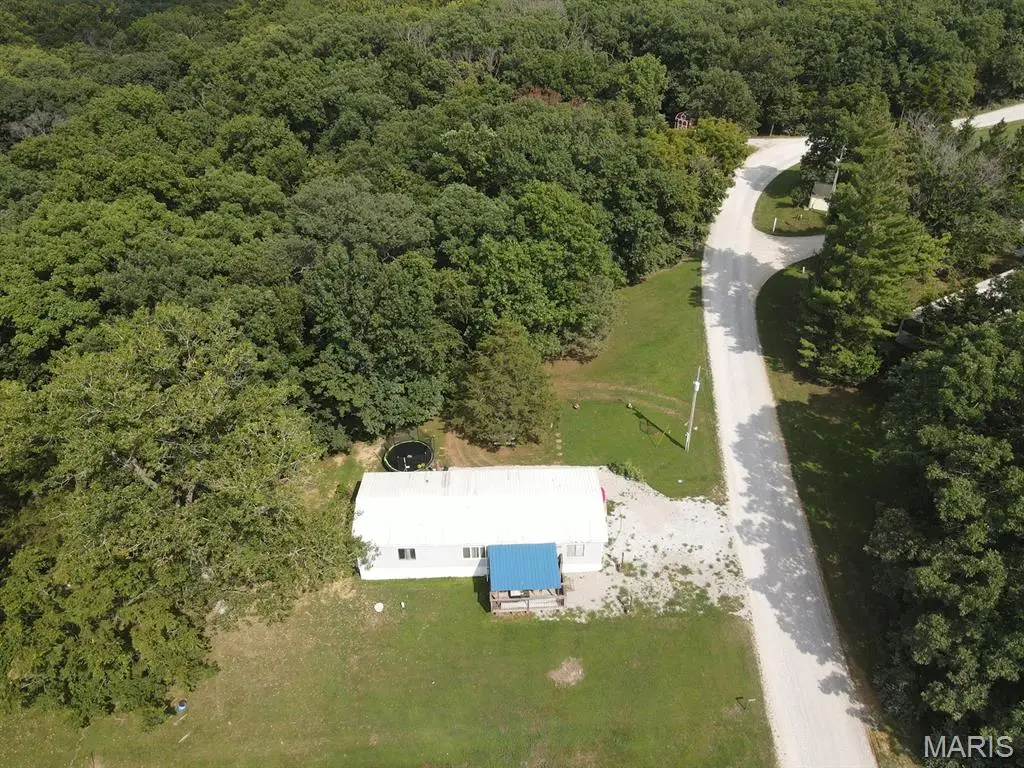 28567 Comanche Trail, Canton, MO 63435 - #1