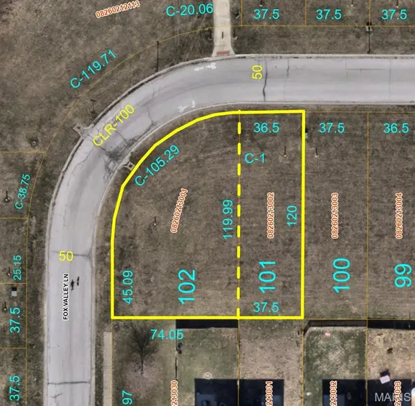 2004/2000 Camrose Green Street, Belleville, IL 62220