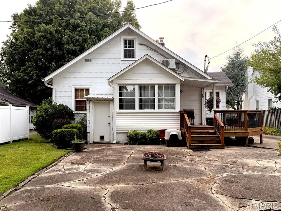 15 S Hickory Street, Dexter, MO 63841 - #3