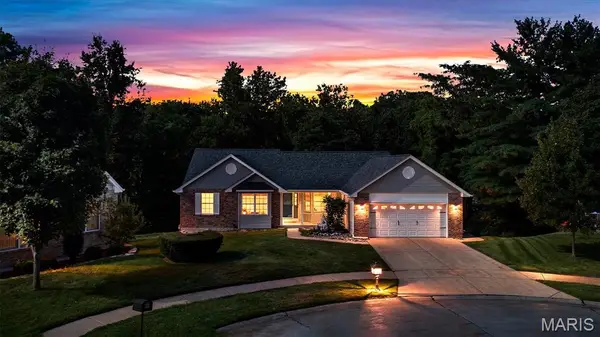3033 Stony Ridge Court, St Louis, MO 63129