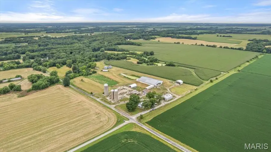3252 Stayton Dairy Rd., Waverly, IL 62692 - #2