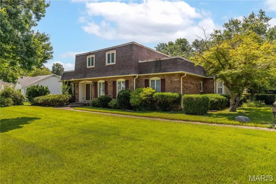 511 W Salcedo Road, Sikeston, MO 63801 - #2