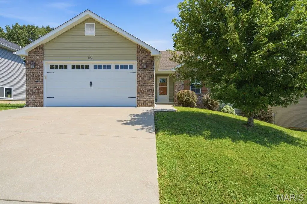 550 Crestfall Drive, Washington, MO 63090 - #1