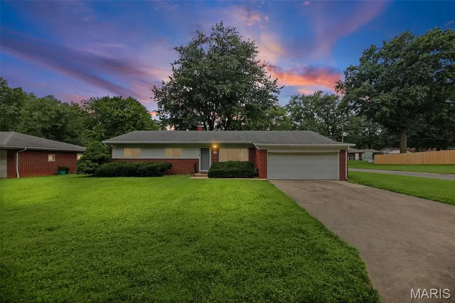 125 Chevy Chase Drive, Belleville, IL 62223 - #2