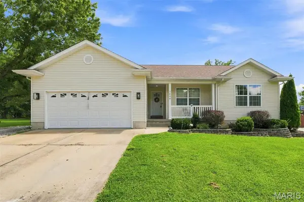1408 Redwood Drive, St Clair, MO 63077