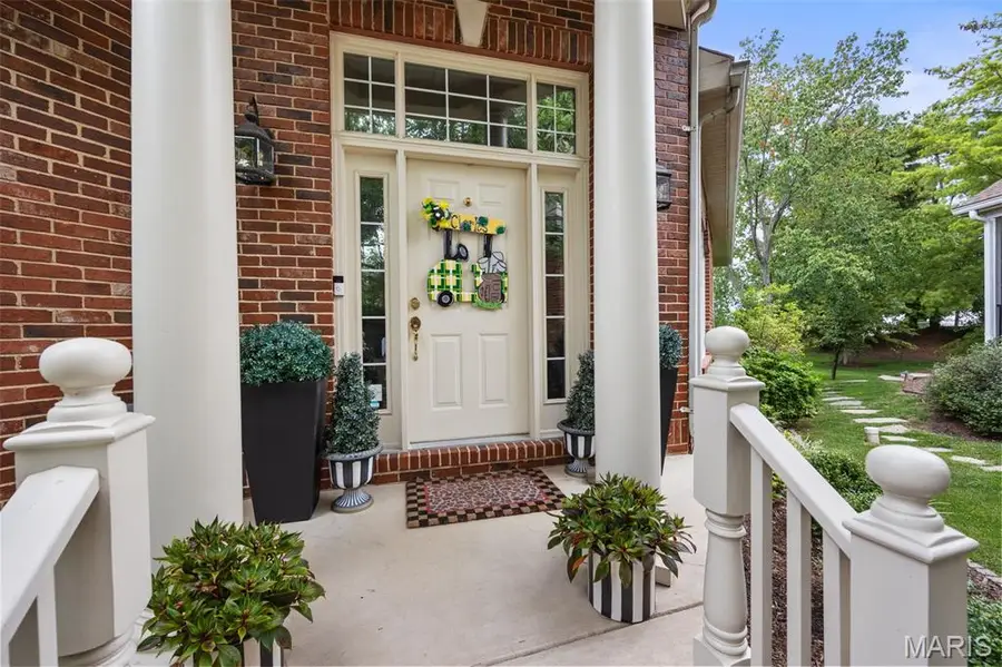 3929 Courtyard Place Drive, Sunset Hills, MO 63127 - #3