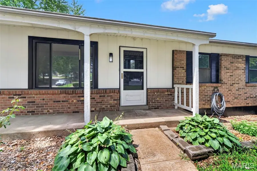 2693 Creekwood Manor Lane, Mehlville, MO 63125 - #3